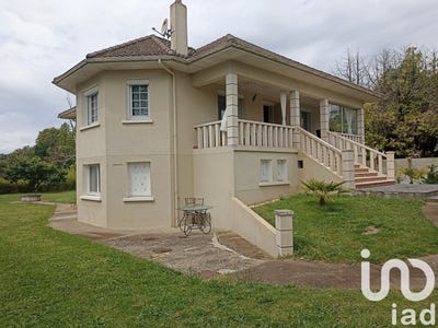 /international/fr/pompaire-charente-310093928166/