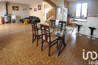 /international/fr/montereau-fault-yonne-ile-de-france-310102888124/