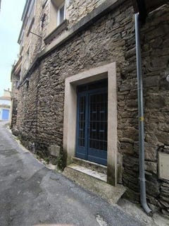 /international/fr/saint-bres-languedoc-roussillon-310106267310/