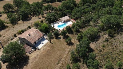 /international/fr/chateaudouble-provence-alpes-cote-d-azur-310097726046/?lang=pt
