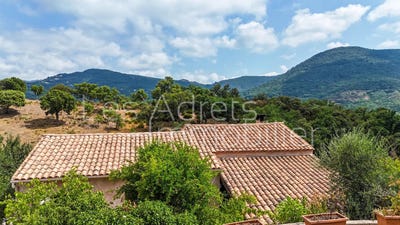 /international/fr/les-adrets-de-l-esterel-provence-alpes-cote-d-azur-310100606850/