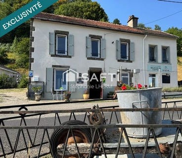 /international/fr/saint-cernin-auvergne-310119435837/