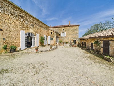 /international/fr/sauveterre-la-lemance-aquitaine-310099350447/?lang=zh-tw
