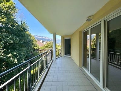 /international/fr/faverges-rhone-310100460379/