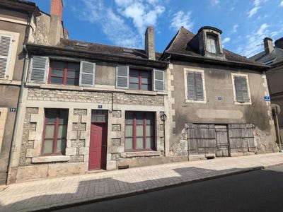 /international/fr/la-charite-sur-loire-burgundy-310108789275/