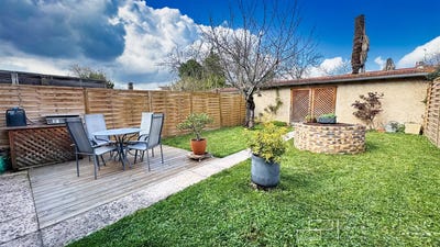 /international/fr/auch-midi-pyrenees-310106826241/?lang=th