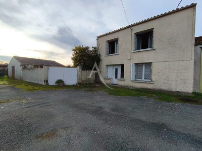 /international/fr/port-des-barques-charente-310104467341/