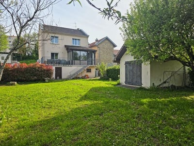 /international/fr/lons-le-saunier-franche-comte-310109095460/?lang=es