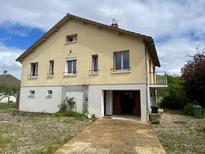 /international/fr/champignelles-burgundy-310100860655/