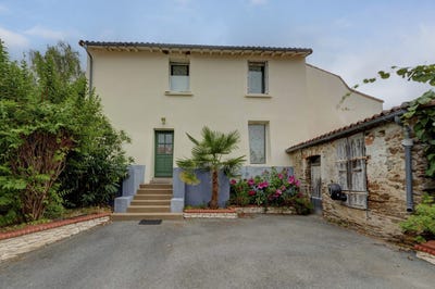 /international/fr/le-loroux-bottereau-pays-de-la-loire-310101205437/