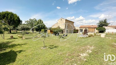 /international/fr/robion-provence-alpes-cote-d-azur-310100437235/