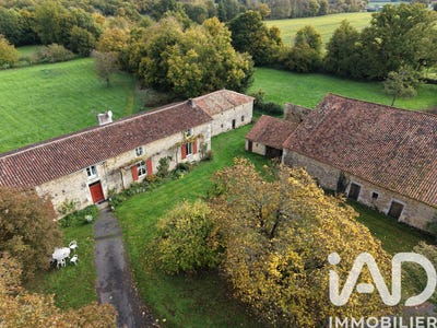 /international/fr/sommieres-du-clain-charente-310109092541/
