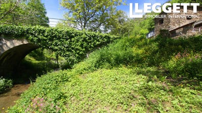 /international/fr/lacaze-auvergne-310099684208/?lang=th