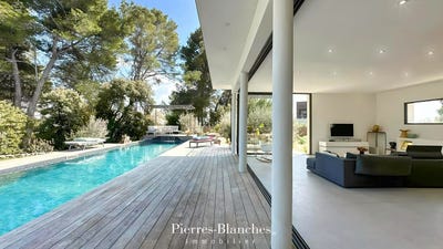 /international/fr/sommieres-languedoc-roussillon-310100606277/