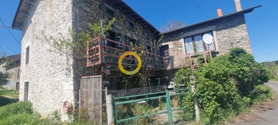 /international/fr/la-chapelle-bertin-auvergne-310100646850/