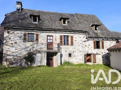 /international/fr/leucamp-auvergne-310104509718/