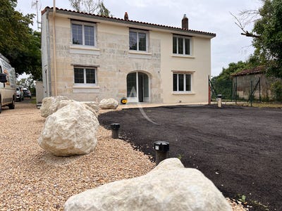 /international/fr/saint-leger-charente-310109236018/