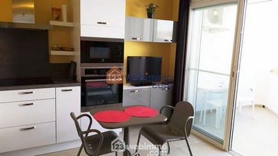 /international/fr/15-av-gilbert-leroy-saintes-maries-de-la-mer-provence-alpes-cote-d-azur-310105773986/