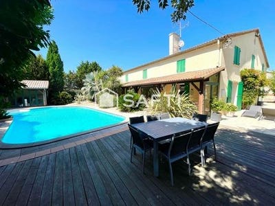 /international/fr/sainte-bazeille-aquitaine-310105210534/