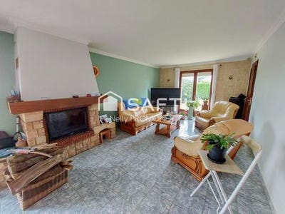 /international/fr/guingamp-brittany-310105747336/