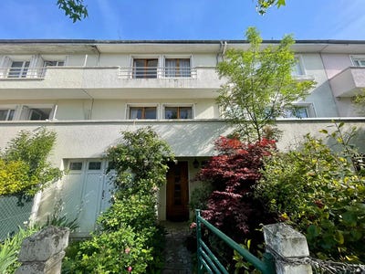/international/fr/montmorency-ile-de-france-310099617277/?lang=it