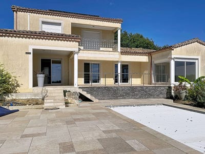 /international/fr/auch-midi-pyrenees-310110185172/
