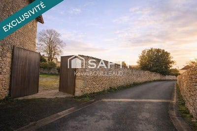 /international/fr/la-mothe-saint-heray-charente-310105302813/
