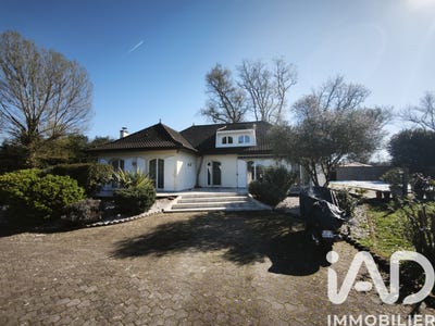 /international/fr/saint-denis-de-pile-aquitaine-310106064097/
