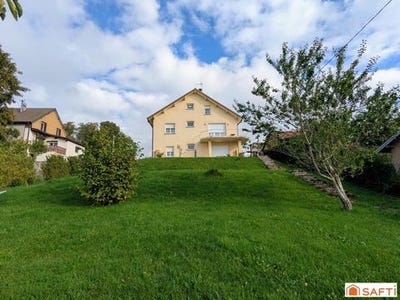 /international/fr/saint-laurent-en-grandvaux-franche-comte-310102249972/