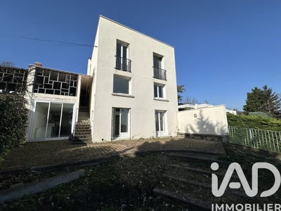 /international/fr/chamalieres-auvergne-310106018733/
