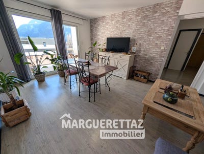 /international/fr/cluses-rhone-310106289077/