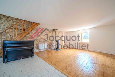 /international/fr/lons-le-saunier-franche-comte-310107648982/