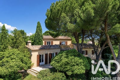 /international/fr/pont-saint-esprit-languedoc-roussillon-310108009010/