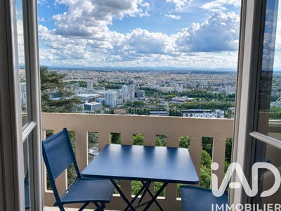 /international/fr/sainte-foy-les-lyon-rhone-310105401742/
