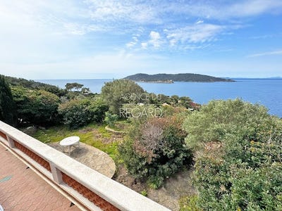 /international/fr/ile-du-levant-provence-alpes-cote-d-azur-310108601119/