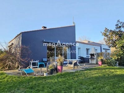 /international/fr/nesmy-pays-de-la-loire-120097942044/?lang=en