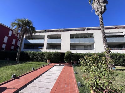 /international/fr/montpellier-languedoc-roussillon-310102440688/