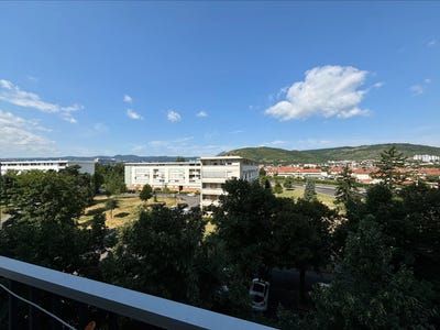 /international/fr/clermont-ferrand-auvergne-310100992750/