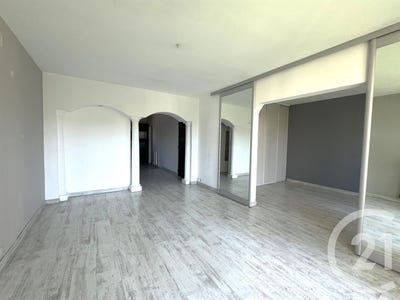 /international/fr/cogolin-provence-alpes-cote-d-azur-310108593007/