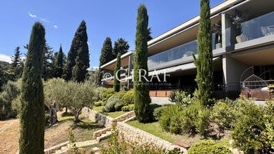 /international/fr/saint-paul-de-vence-provence-alpes-cote-d-azur-310101485577/