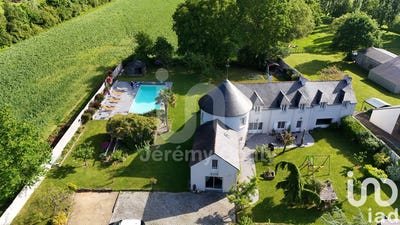 /international/fr/savenay-pays-de-la-loire-310099418142/