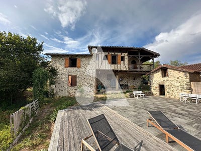 /international/fr/figeac-midi-pyrenees-310105949443/