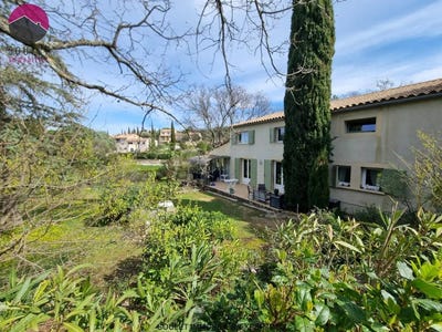 /international/fr/venasque-provence-alpes-cote-d-azur-310107968480/