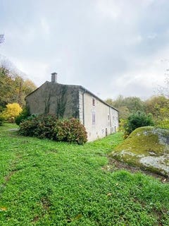 /international/fr/lacrouzette-midi-pyrenees-310103616789/