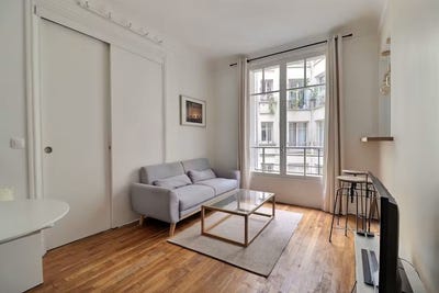 /international/fr/rue-de-varize-paris-ile-de-france-310109015187/
