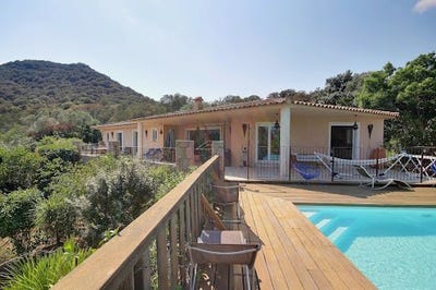 /international/fr/porto-vecchio-corsica-310105242489/