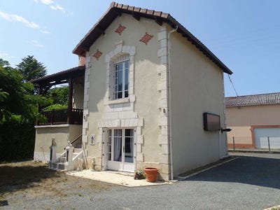 /international/fr/saint-front-de-pradoux-aquitaine-310107887586/