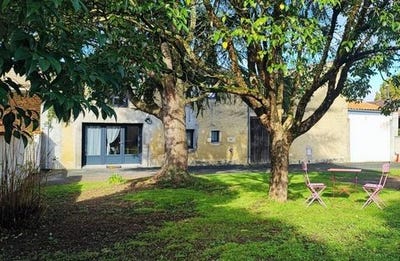 /international/fr/voissay-charente-120098234561/