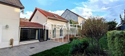 /international/fr/precy-sur-marne-ile-de-france-120094745893/