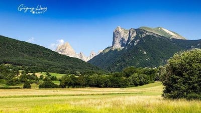 /international/fr/lus-la-croix-haute-rhone-310100830678/